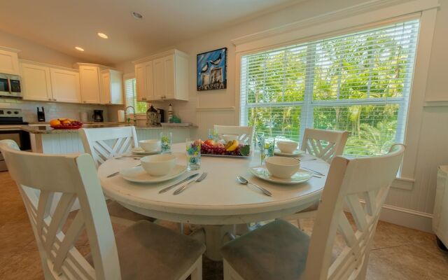 Hawaiian Tide Apartment 3