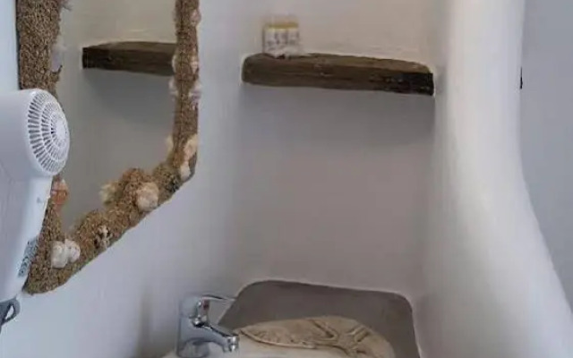 Stavroula Studios