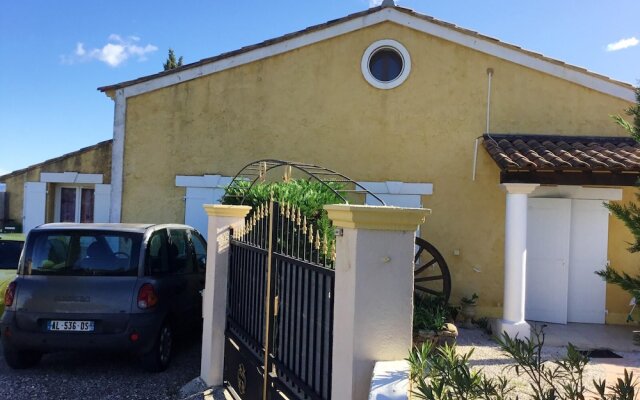 House With 2 Bedrooms in Gonfaron, With Enclosed Garden and Wifi - 30 km From the Beach