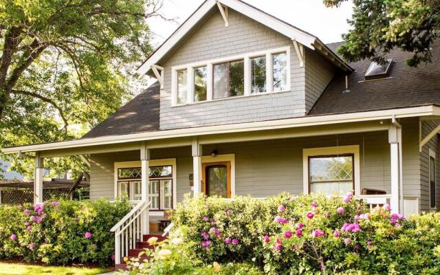 Oak Hill Bed & Breakfast