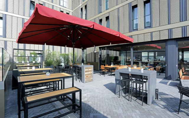 sander Hotel