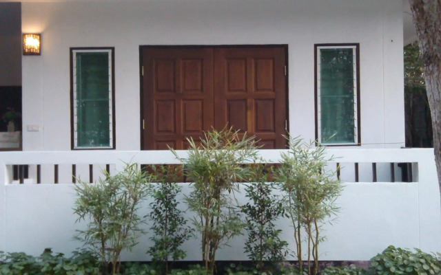 Home Stay Chiangmai Baan Chao Mhon