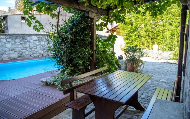Holiday Homes Poli Svetega Antona