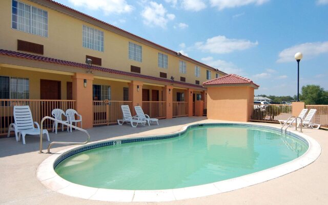 Rodeway Inn