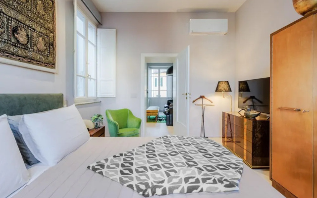 Casa Designer in Lucca