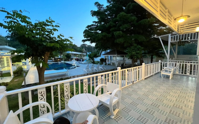 ฟ้าประทานบูติกรีสอร์ท