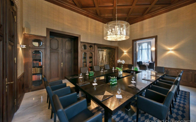 Platinum Palace Boutique Hotel & SPA