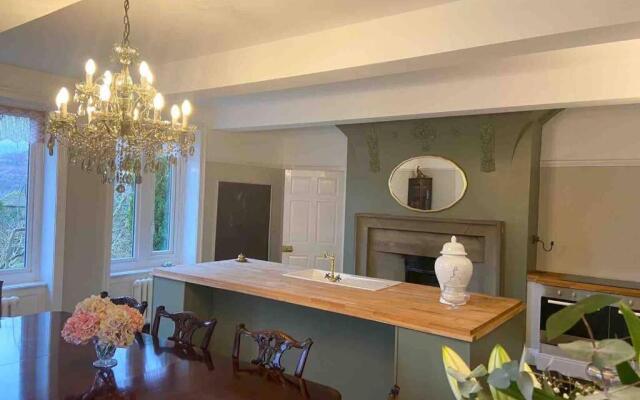 Stunning Property set in own private grounds