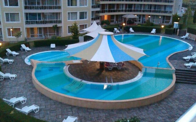 Apartments in Sunny Island Complex