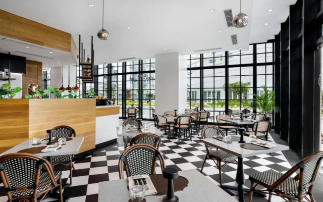 Ibis Styles Manila Araneta City