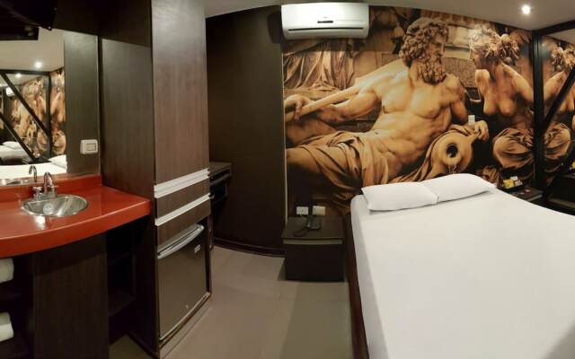 Qollana Business Hotel