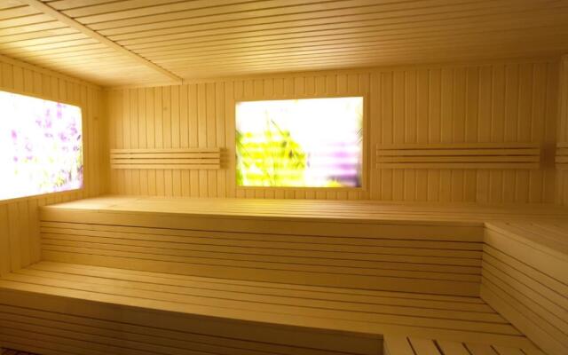 Balneo & SPA Hotel Aura