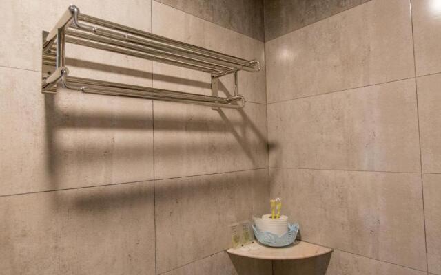 U Plus Budget Hotel