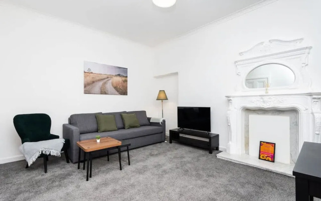 5 Individual Beds - Free Parking