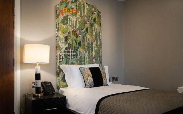 Elephant Rock Hotel