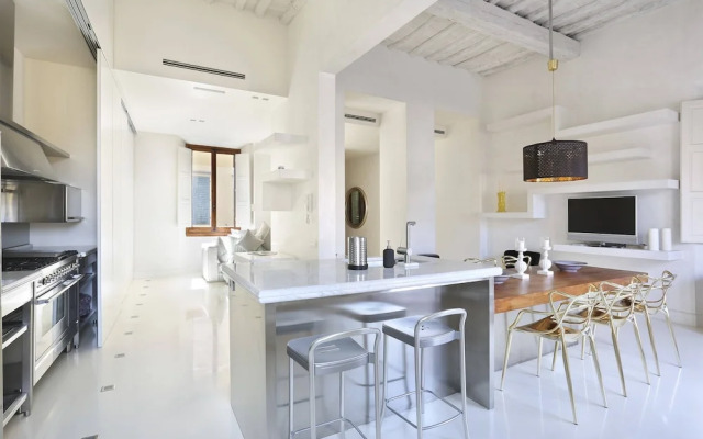 Luxury Apartment in Central Florence