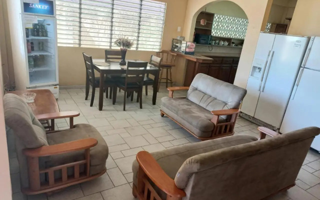 The Seaside Garden Guesthouse