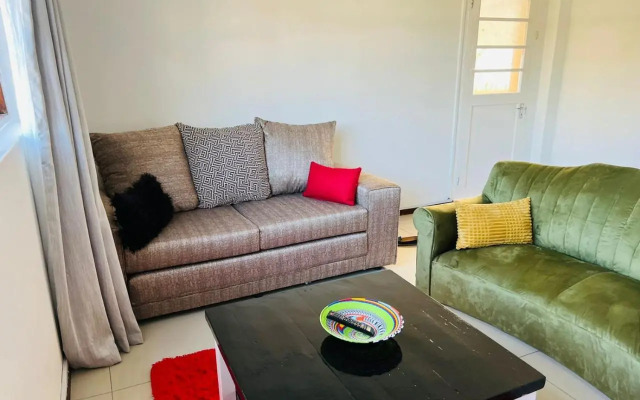 Safi Neat & Cozy Suite