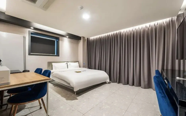 T7 Hotel Unmanned Tel Everland Branch