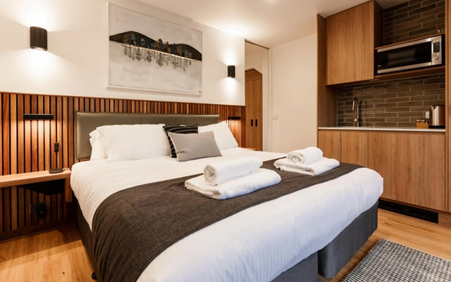 Novotel Lake Crackenback Resort & Spa