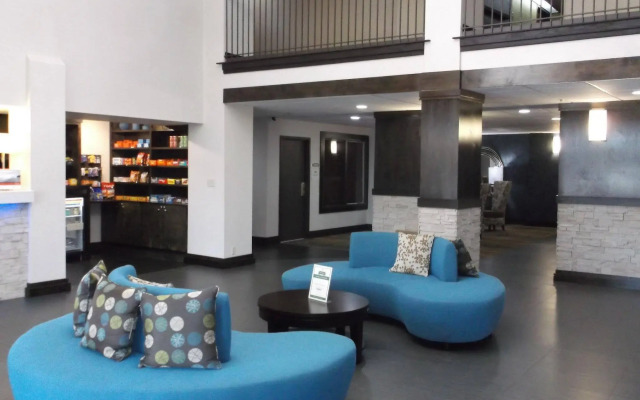 Holiday Inn Express Hotel & Suites Bentonville by IHG