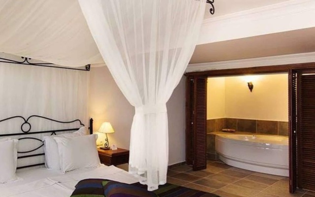 Kumlubuk Maris Hotel