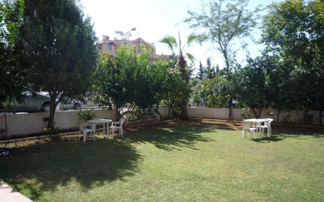 Pinus Apart & Hotel