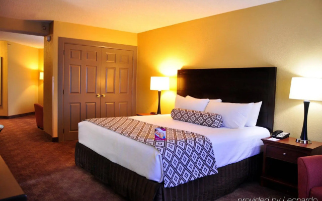 Crowne Plaza Little Rock