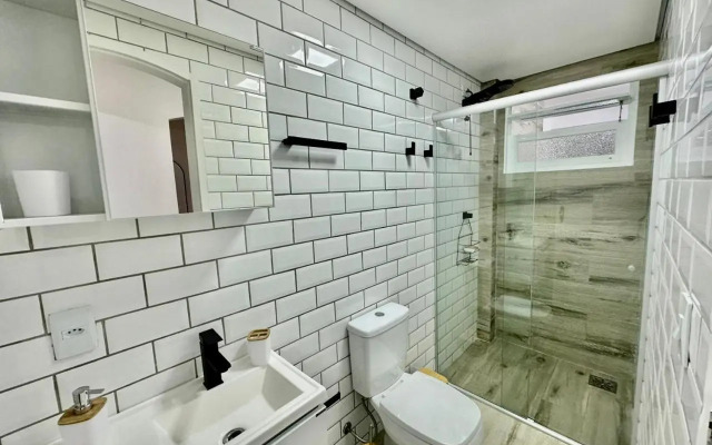 Apartamento estilo Chalé com piscina