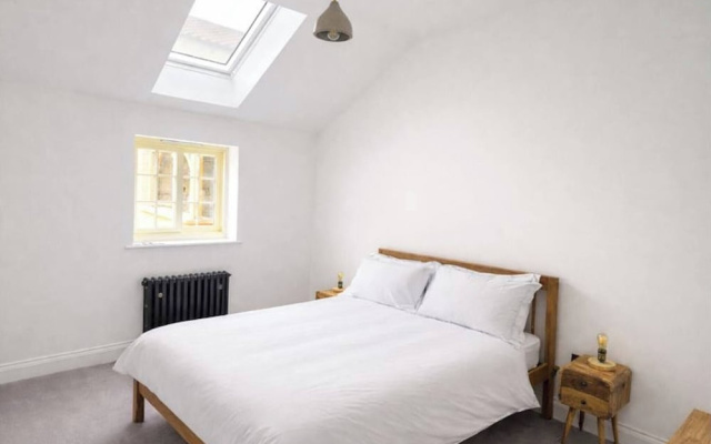 Bridge House Modern Comfort in Historic Stone