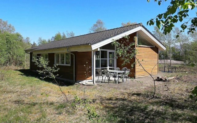 Serene Holiday Home in Saeby With Whirlpool