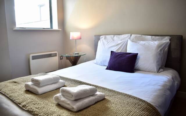 3 Bedroom Apartment In Temple Bar