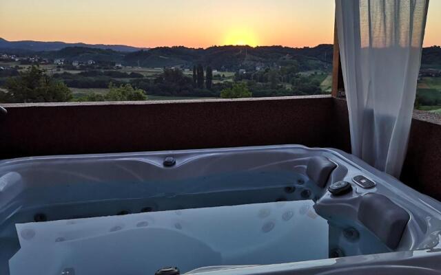 Apartment Viksa with Jacuzzi