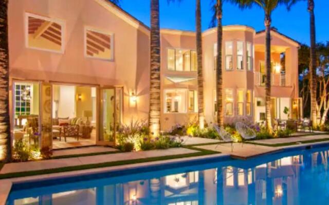 Villa con Piscina Privada vacacional en Malibu