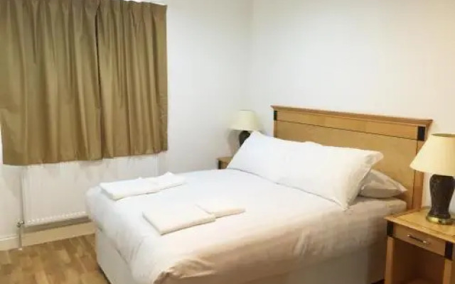 Wellesley Road Apartments