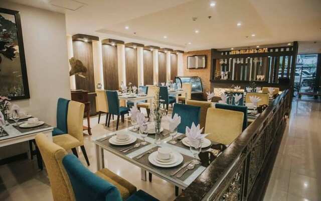 Panorama Summit Hotel