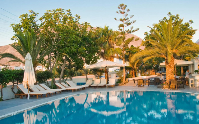 Hotel Makarios