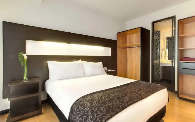 Hotel Continental Bluedoors