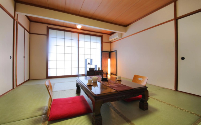 Sakura Sakura Hot Springs – Guest Rooms – Kirishima