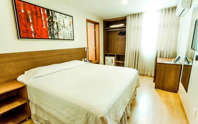 Vida Plaza Hotel