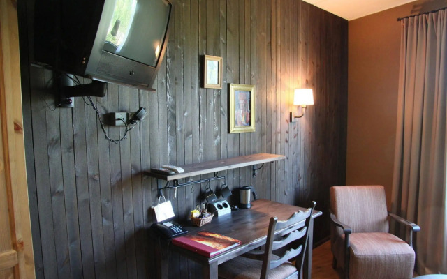 Santa's Hotel Aurora & Igloos