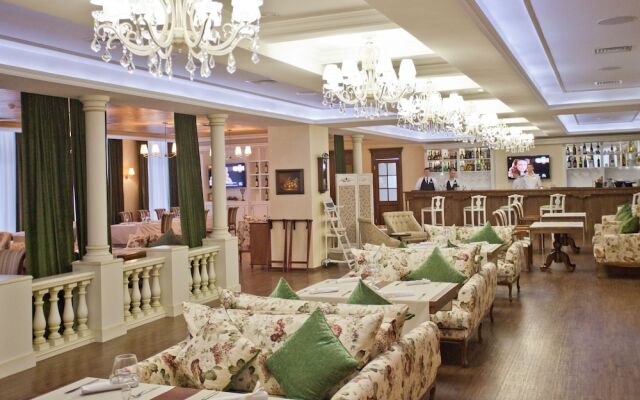 Shelter Hotel