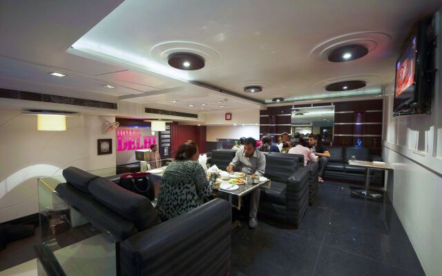 Hotel Delhi 37