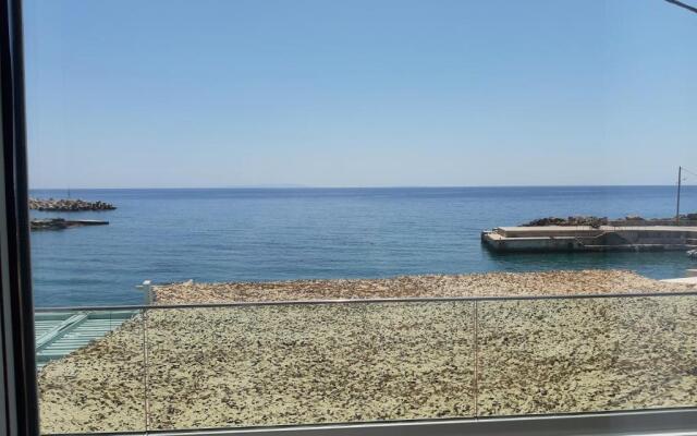 Sfakia Seaside luxury Suites