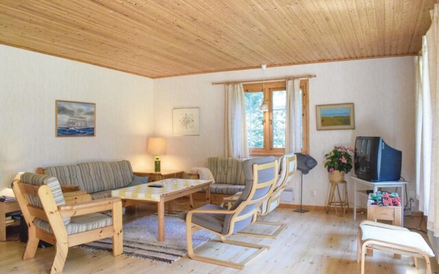 Awesome Home in Löderup With 3 Bedrooms and Wifi