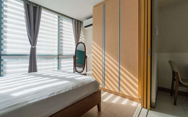 Lovely 1BR Unit in One Uptown