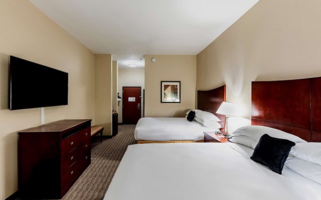 Holiday Inn Express & Suites Mineral Wells