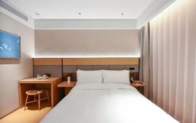 Ji Hotel (Beijing Shunyi Yanjing Bridge)