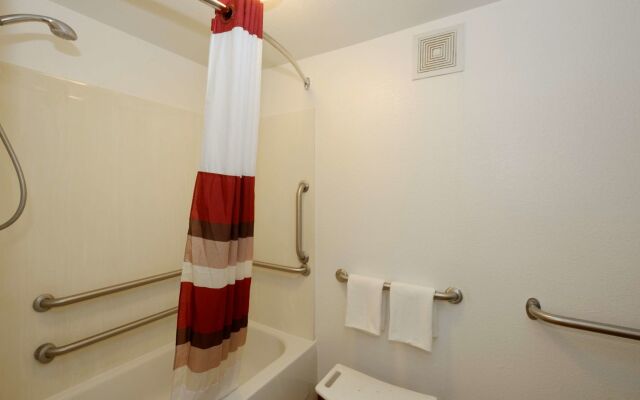 Red Roof Inn Chicago - Lansing