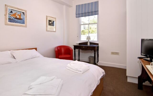 The Queens Hotel
